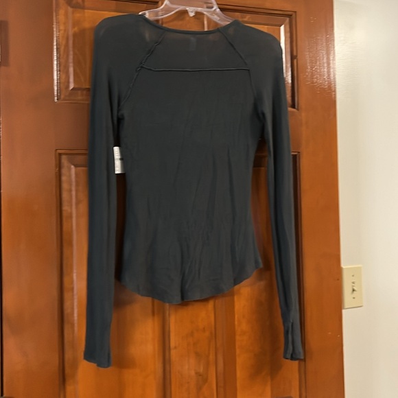 Free People Intimately XS Long Sleeve - Picture 2 of 4